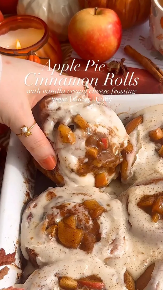Rollitos de canela y manzana
